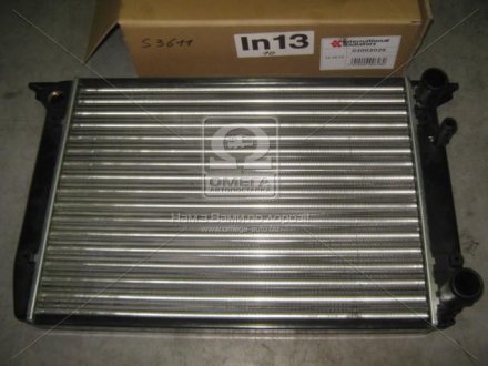 Радиатор охлаждения двигателя AUDI 80 1.6/1.8 MT 86-91 VAN WEZEL 03002028 (фото 1)