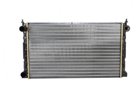 Радиатор охлаждения VW PASSAT B3 (88-) 1.6/1.8 NISSENS 651741 (фото 1)