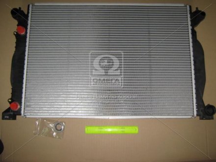 Радиатор охлаждения AUDI A4/ S4 (00-) 3.0/3.2 NISSENS 60307A (фото 1)