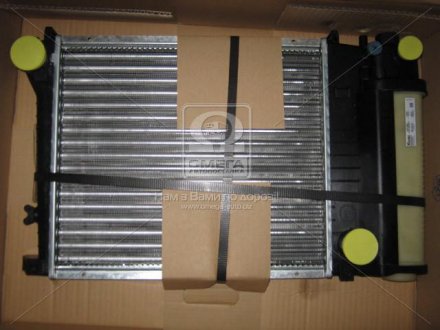 Радиатор охлаждения BMW 318i 3 Series [E30] NISSENS 60729A (фото 1)