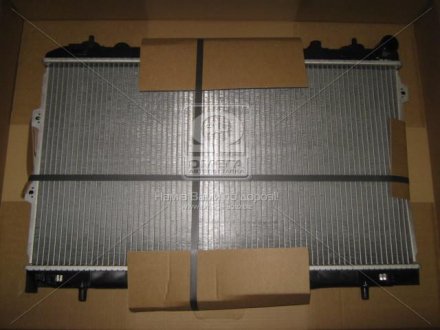 Радиатор охлаждения KIA CERATO 1,6/2,0 МТ NISSENS 66648 (фото 1)