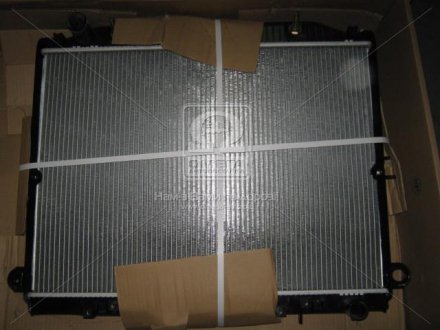 Радиатор охлаждения Lexus LX 470 NISSENS 64882