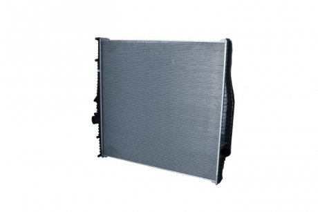Радиатор системы охлаждения NRF 519702