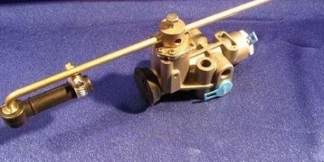 КЛАПАН РЕГУЛЮВАННЯ РІВНЯ TRUCKLINE WA06001