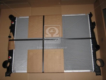 Радиатор охлаждения MERCEDES S-CLASS W220 (98-) NISSENS 62772 (фото 1)