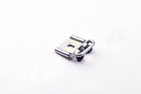 Скоба замка задней двери Master/Movano 98- (нижняя/Л.) RENAULT 7700353757
