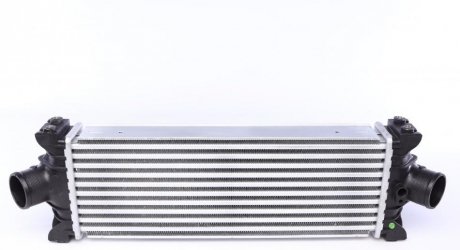 Радиатор интеркулера NRF 30976 (фото 1)