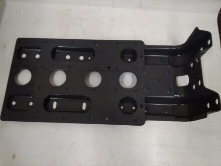 Кронштейн крила R (переднє колесо задня частина), MAN 81612435430