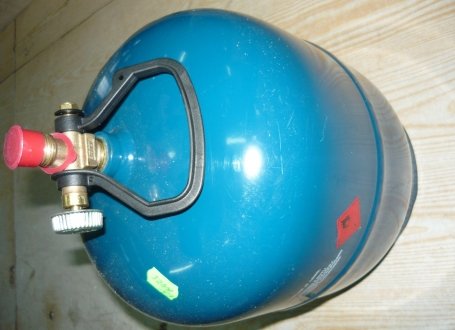 Балон газовий 4,8L 2KG POLAND AutoPart UN1966 (фото 1)