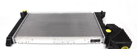 Радиатор охлаждения TRUCKTEC AUTOMOTIVE 02.40.171 (фото 1)