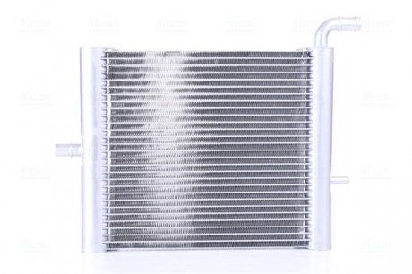 Радиатор охлаждения двигателя NISSENS 64338 (фото 1)