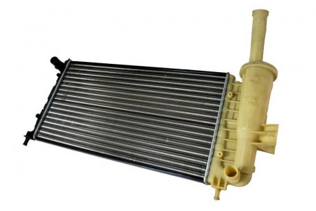 Радиатор, охлаждение двигателя THERMOTEC D7F016TT (фото 1)