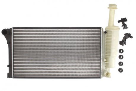 Радиатор, охлаждение двигателя THERMOTEC D7F049TT (фото 1)