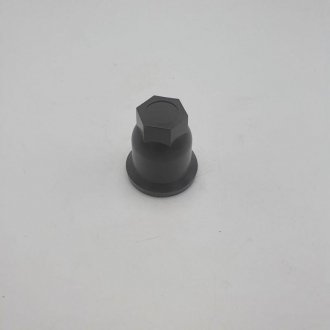 Ковпачок на колісну гайку 32 пластиковий чорного кольору Турция CAPBL1 (фото 1)
