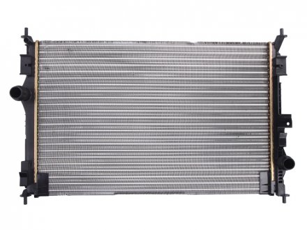 Радиатор охлаждения CITROEN BERLINGO/C4/PEUGEOT 3008/OPEL VIVARO C NISSENS 636014 (фото 1)