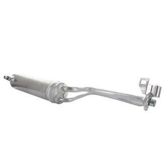 Осушувач кондиціонера NISSAN QASHQAI I 1.5D/2.0D 11.06-04.14 MEAT&DORIA K132357