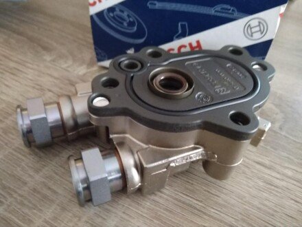 Паливний насос низького тиску Івеко Єврокарго Даф ЦФ ЛФ, Iveco EuroCargo, LF CF DAF 0440020095