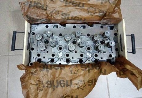 Головка блока цилиндров (ГБЦ) XF95, CF85 Євро3 DAF 1671514