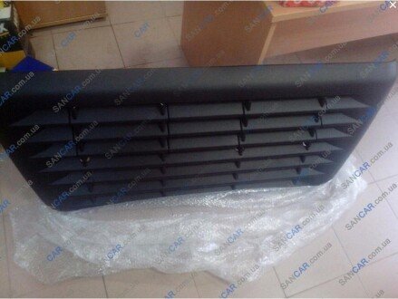 Решітка радіатора XF95 DAF 1312789
